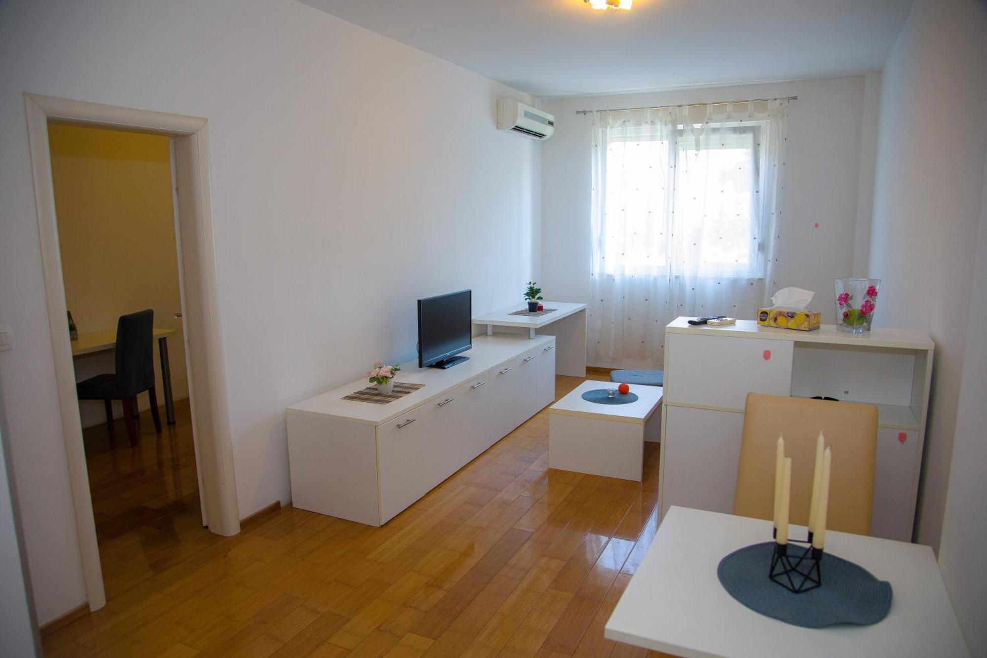 Apartman Rosee Mostar Apartamento Exterior foto